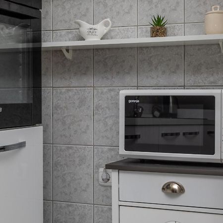 Apartment Marijo Omiš Buitenkant foto