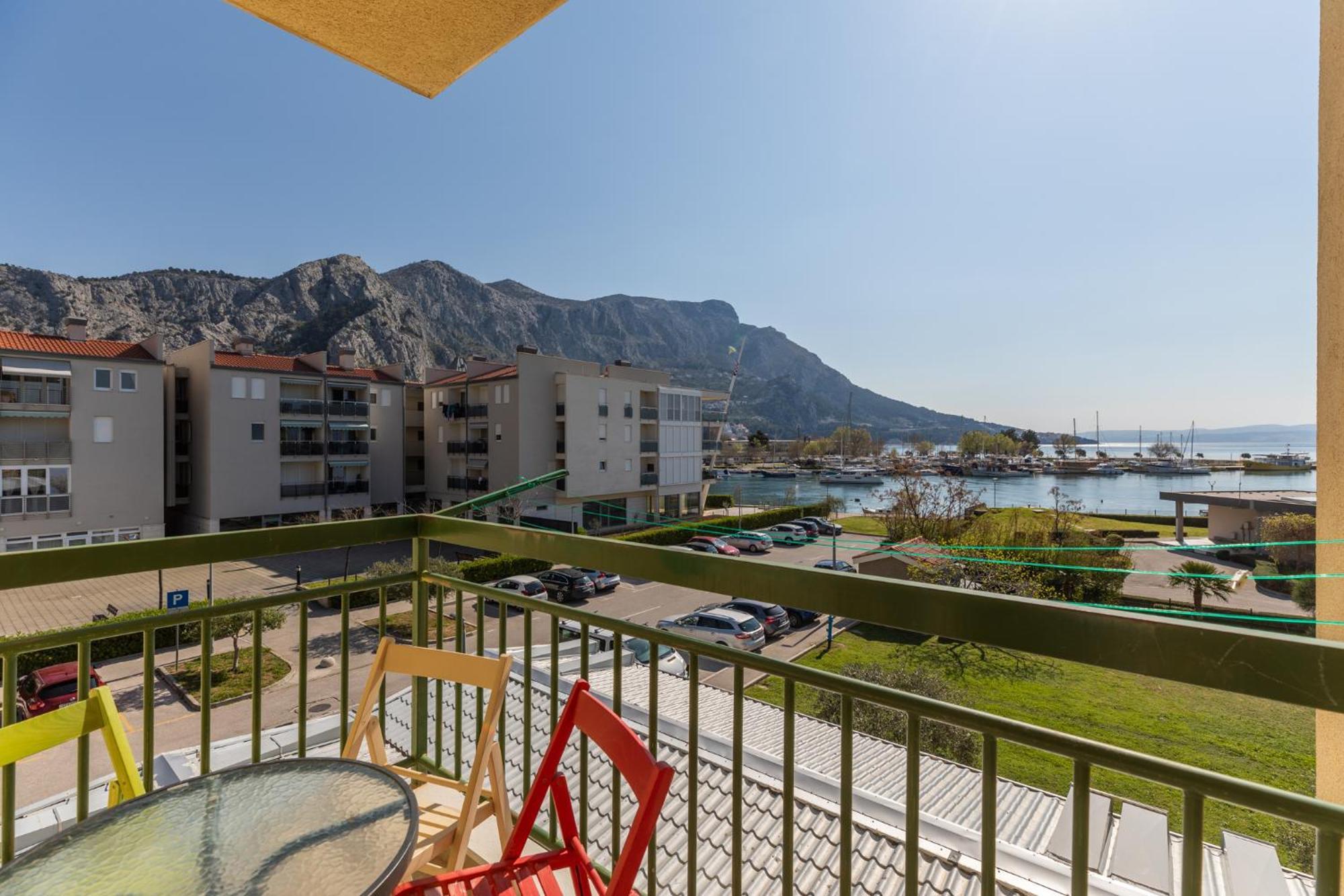 Apartment Marijo Omiš Buitenkant foto